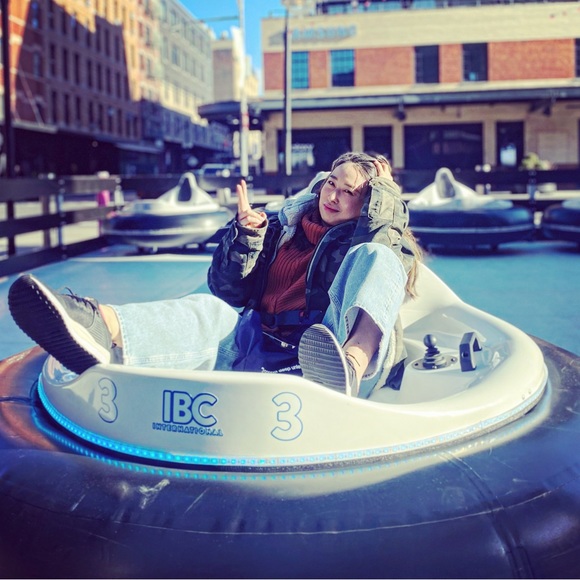 Meet your Posher, YL aka SammySue! - Picture 3 of 6